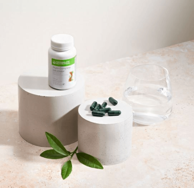 Herbalife® Phyto Complete – Integratore con Fiit-NS™, 6 Estratti Botanici, Vitamina C e Cromo.